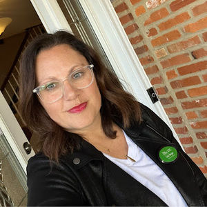 Meet your Posher, Lisa